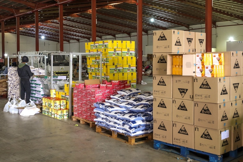 توزيع السلة التعويضية لمستفيدي الجمعية لعام 1442 الموافق 2021 ميلادياً